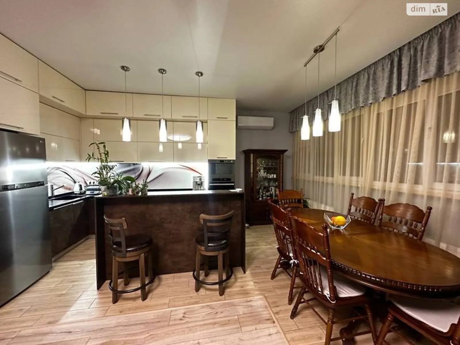 Продается 2-комнатная квартира 86.8 кв. м в Одессе, ул. Пишоновская, 20/1 - фото 1