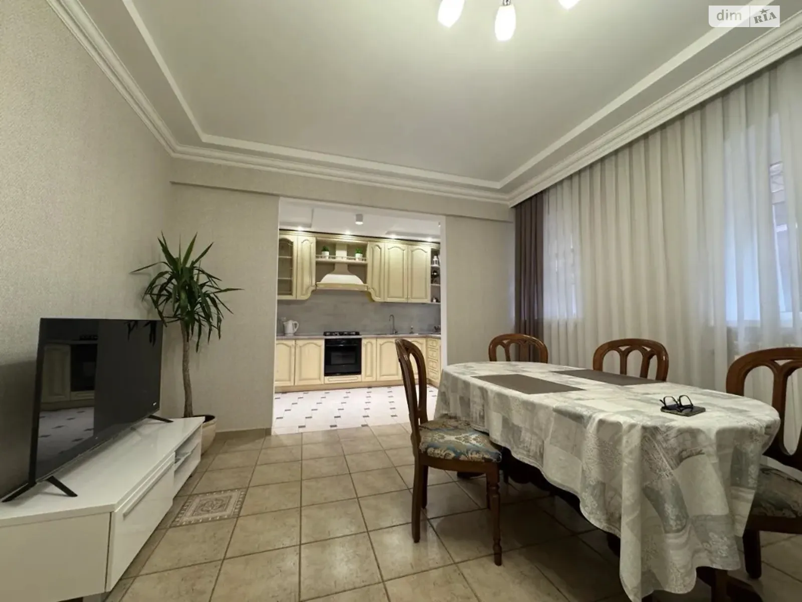 Сдается в аренду дом на 2 этажа 100 кв. м с садом, цена: 30000 грн - фото 1