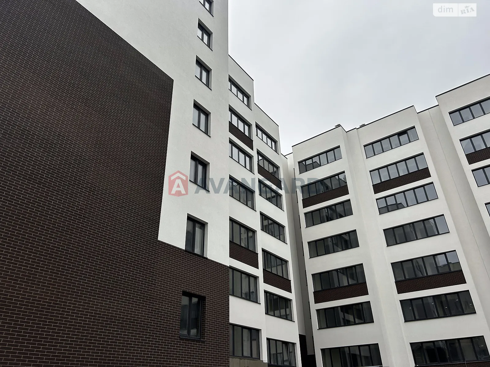 Продается 2-комнатная квартира 71.8 кв. м в Горишнем, ул. Бережанская, 23 - фото 1