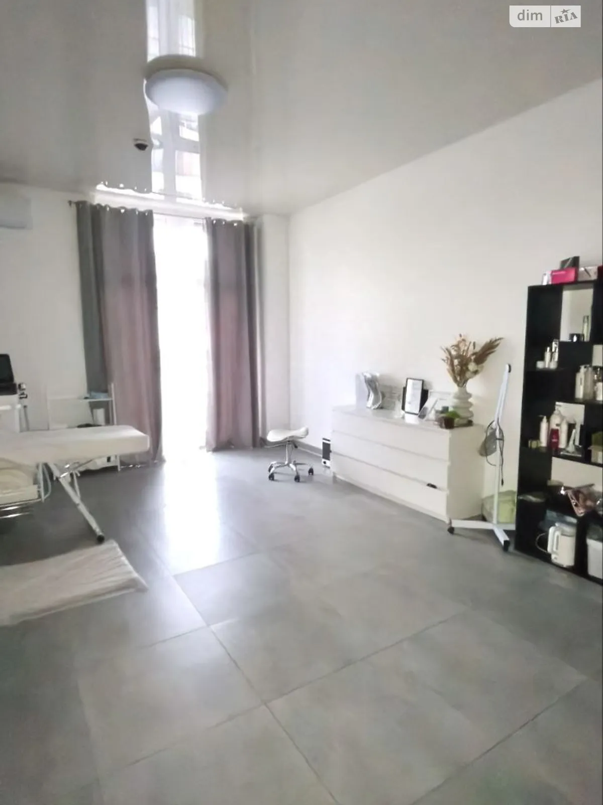 Сдается в аренду помещения свободного назначения 40 кв. м в 5-этажном здании, цена: 10000 грн - фото 1