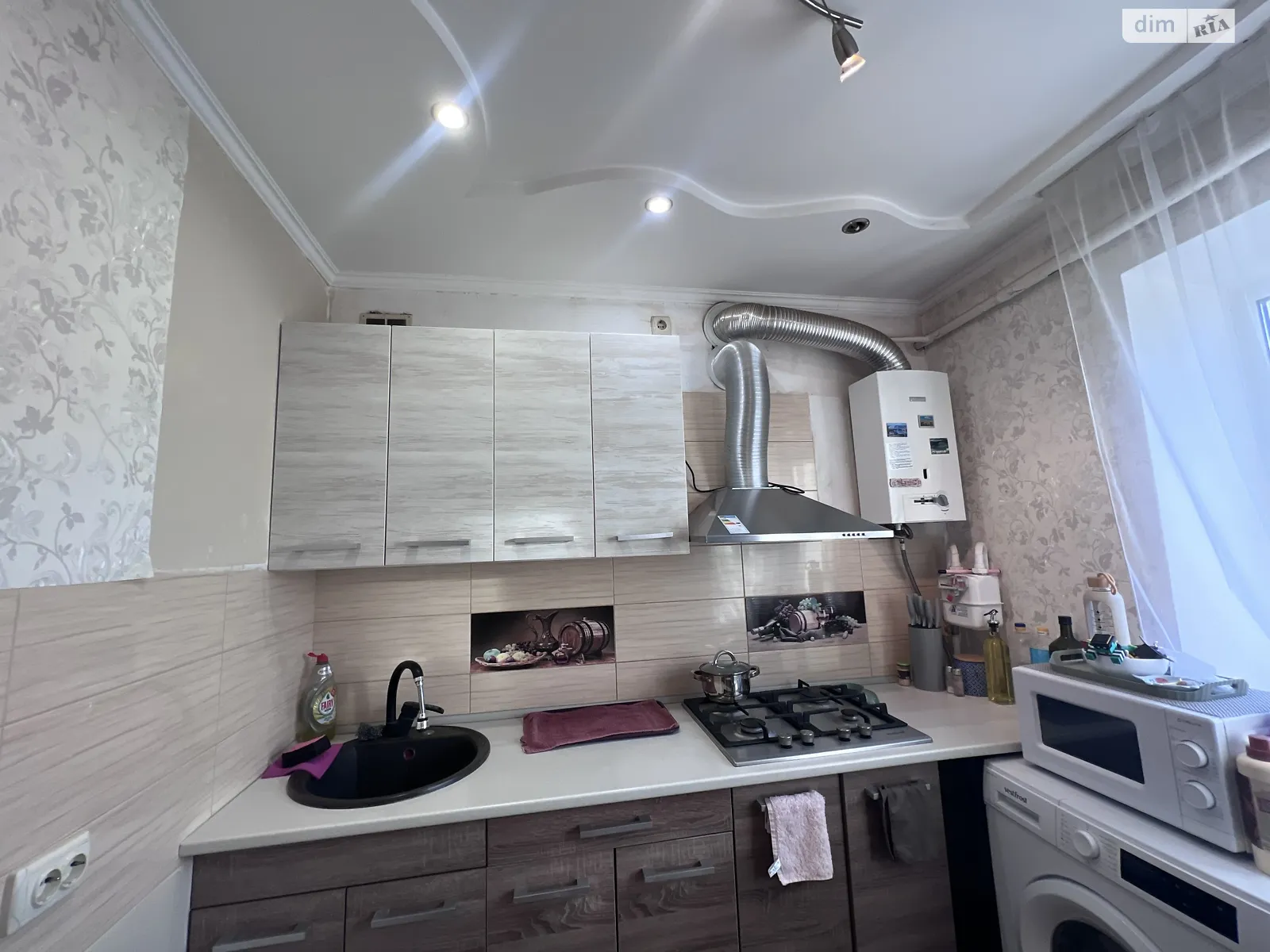 Продается 2-комнатная квартира 45 кв. м в Виннице, ул. Александра Довженка - фото 1