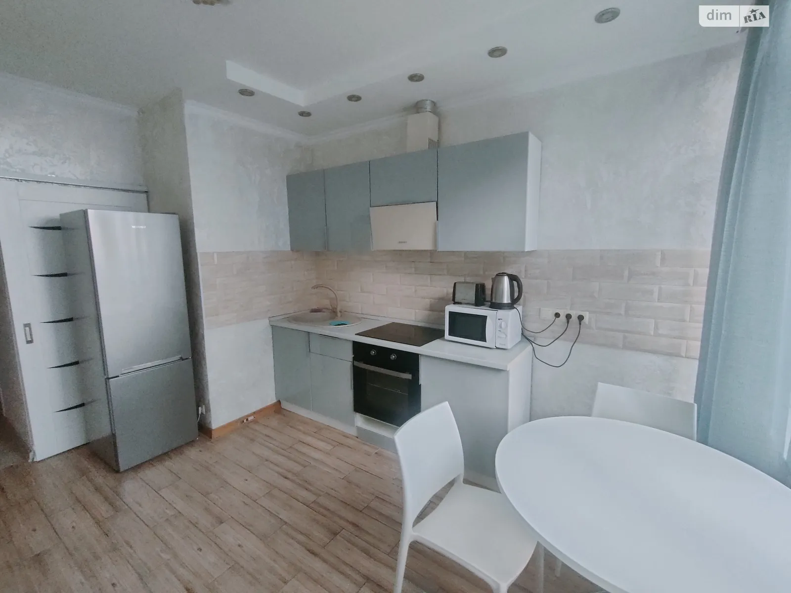 Сдается в аренду 1-комнатная квартира 45 кв. м в Одессе, ул. Валерия Самофалова, 16А/5 - фото 1