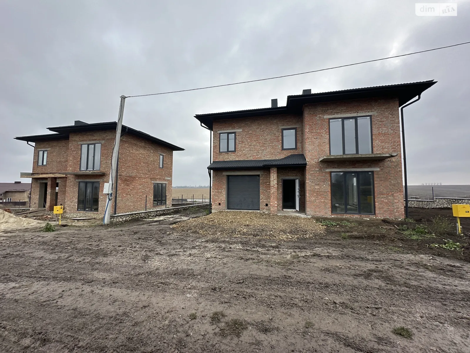 Продается дом на 2 этажа 120 кв. м с мансардой, цена: 90000 $ - фото 1