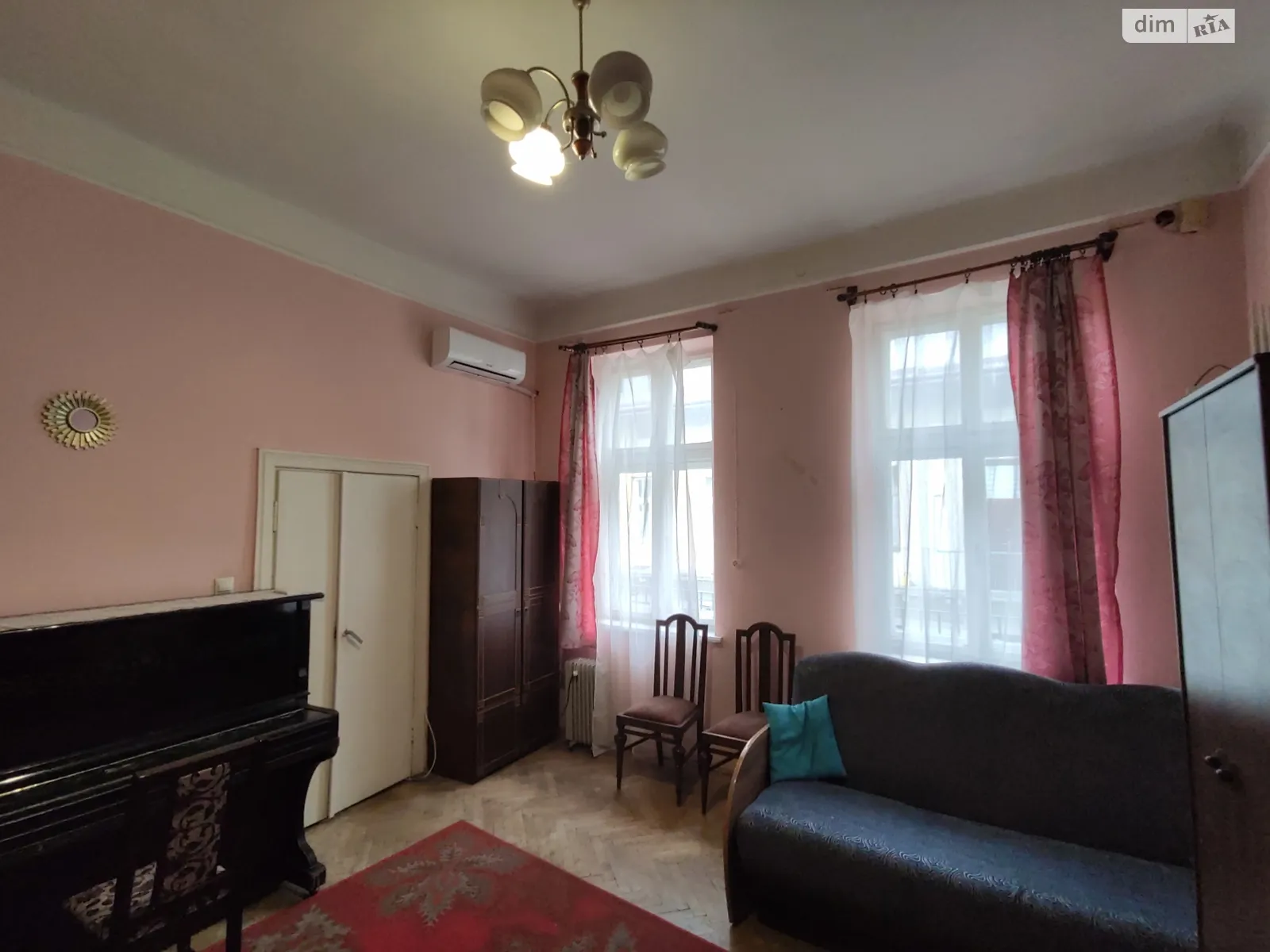 Сдается в аренду 1-комнатная квартира 45 кв. м в Львове, ул. Глебовая - фото 1