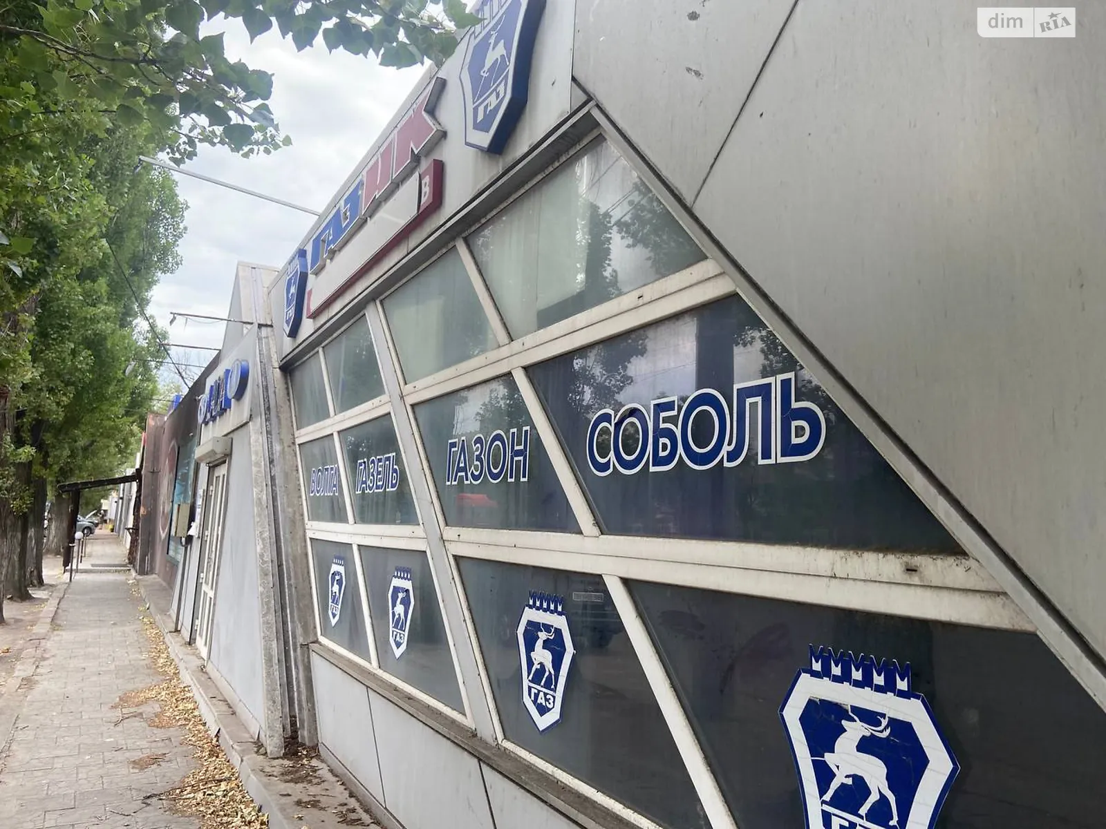 Сдается в аренду помещения свободного назначения 86.4 кв. м в 1-этажном здании, цена: 300 $ - фото 1