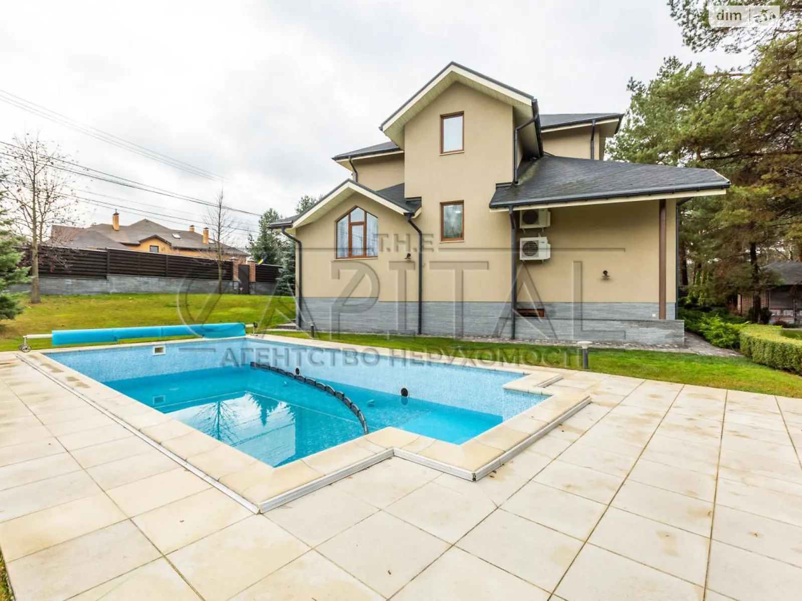 Сдается в аренду дом на 2 этажа 250 кв. м с бассейном, цена: 3700 $ - фото 1