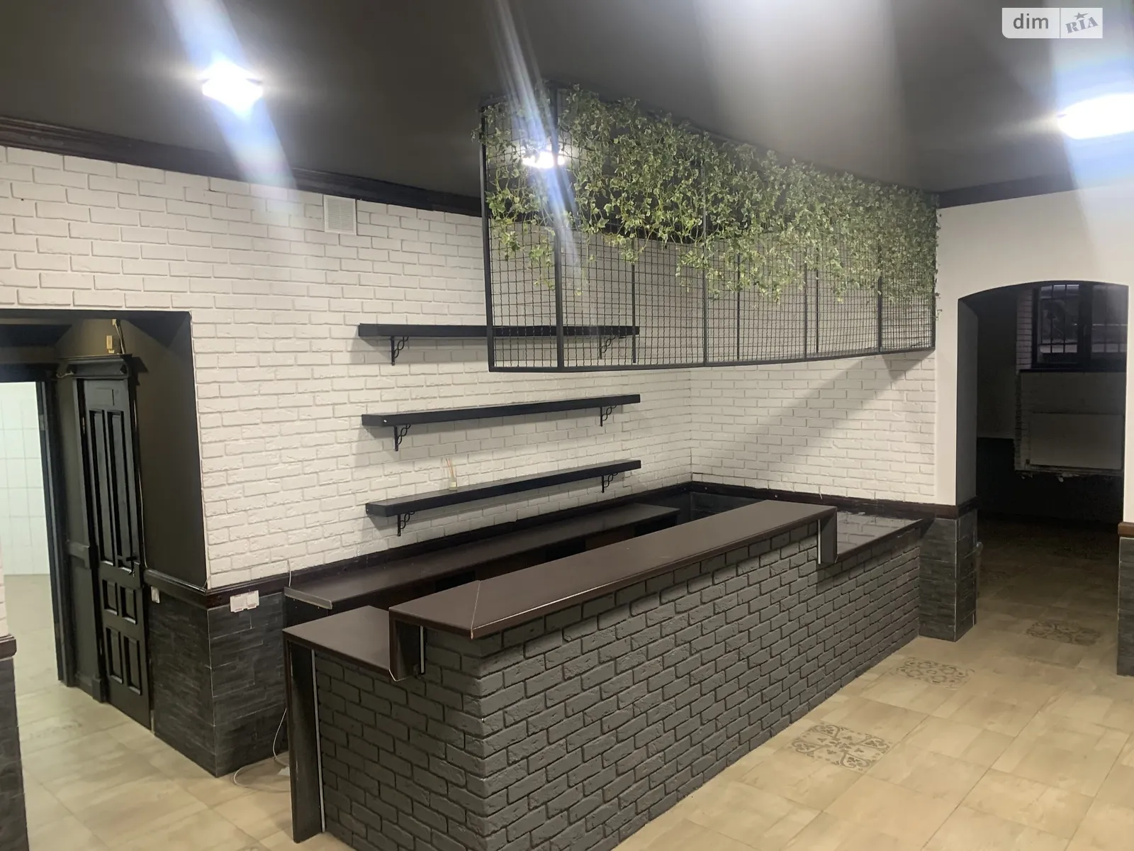 Продается помещения свободного назначения 95 кв. м в 3-этажном здании, цена: 108000 $ - фото 1