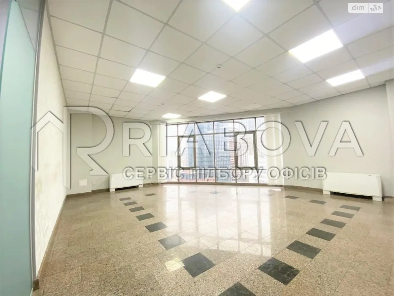 Сдается в аренду офис 186 кв. м в бизнес-центре, цена: 1967 $ - фото 1