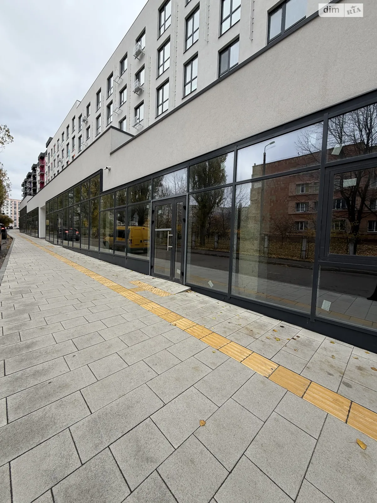 Продается помещения свободного назначения 243.32 кв. м в 1-этажном здании, цена: 190000 $ - фото 1