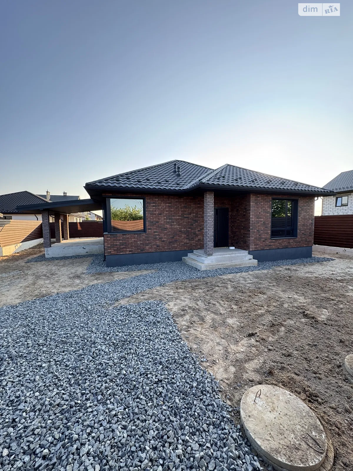 Продается одноэтажный дом 90 кв. м с мансардой, цена: 105000 $ - фото 1