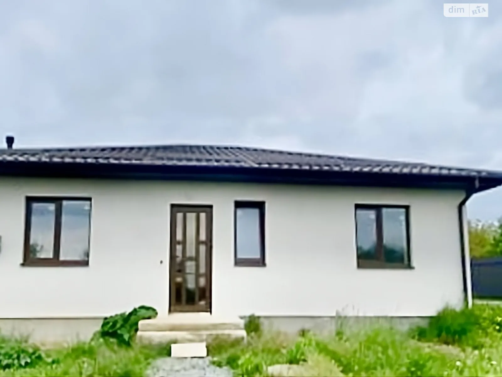 Продается одноэтажный дом 90 кв. м с подвалом, цена: 75000 $ - фото 1