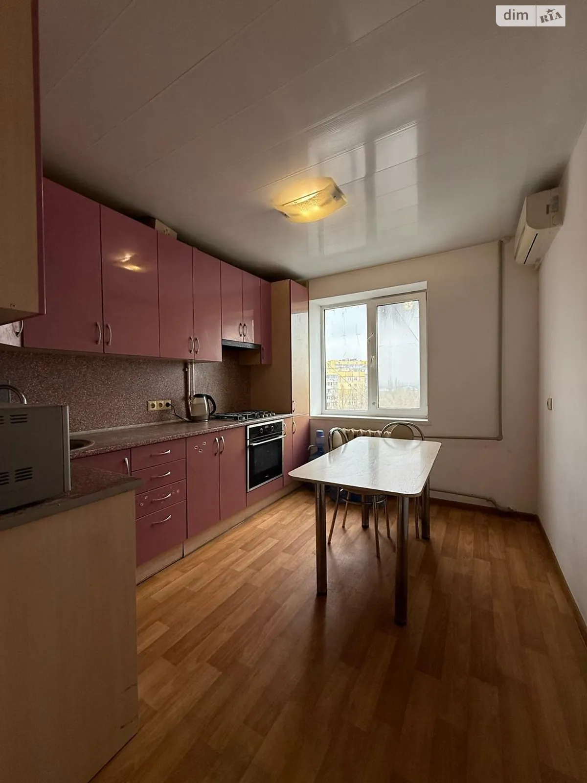 Продается 3-комнатная квартира 69 кв. м в Днепре, ул. Березинская, 18 - фото 1