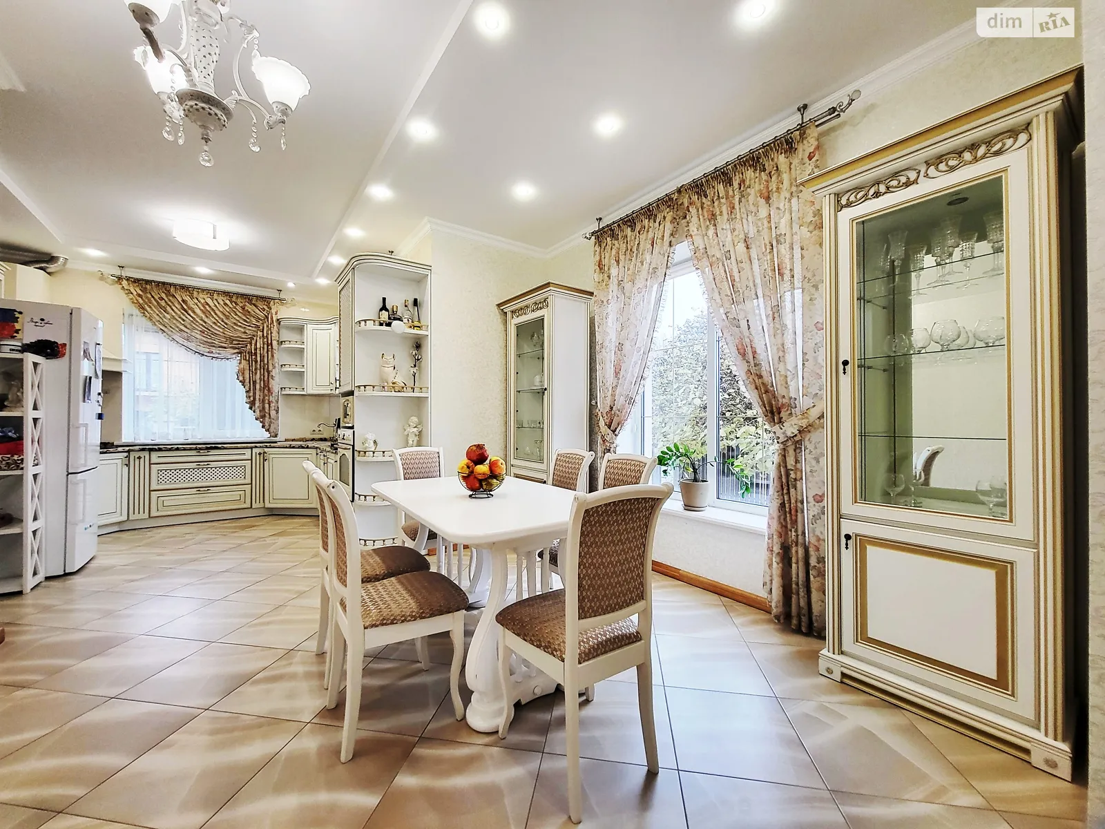 Продається будинок 2 поверховий 318.6 кв. м з подвалом, цена: 390000 $ - фото 1