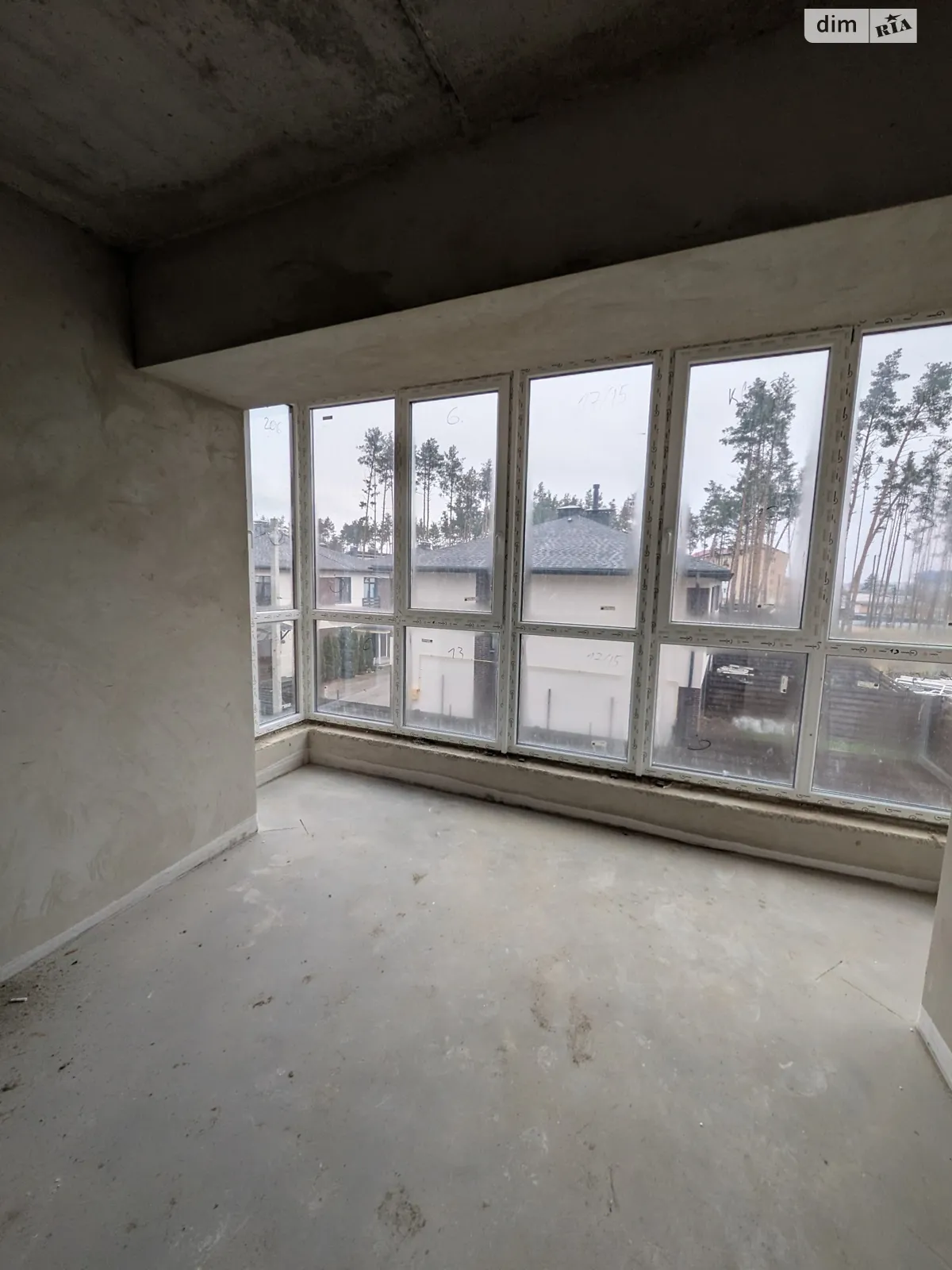 Продается 2-комнатная квартира 54 кв. м в Гостомеле, ул. Соборная, 1 - фото 1