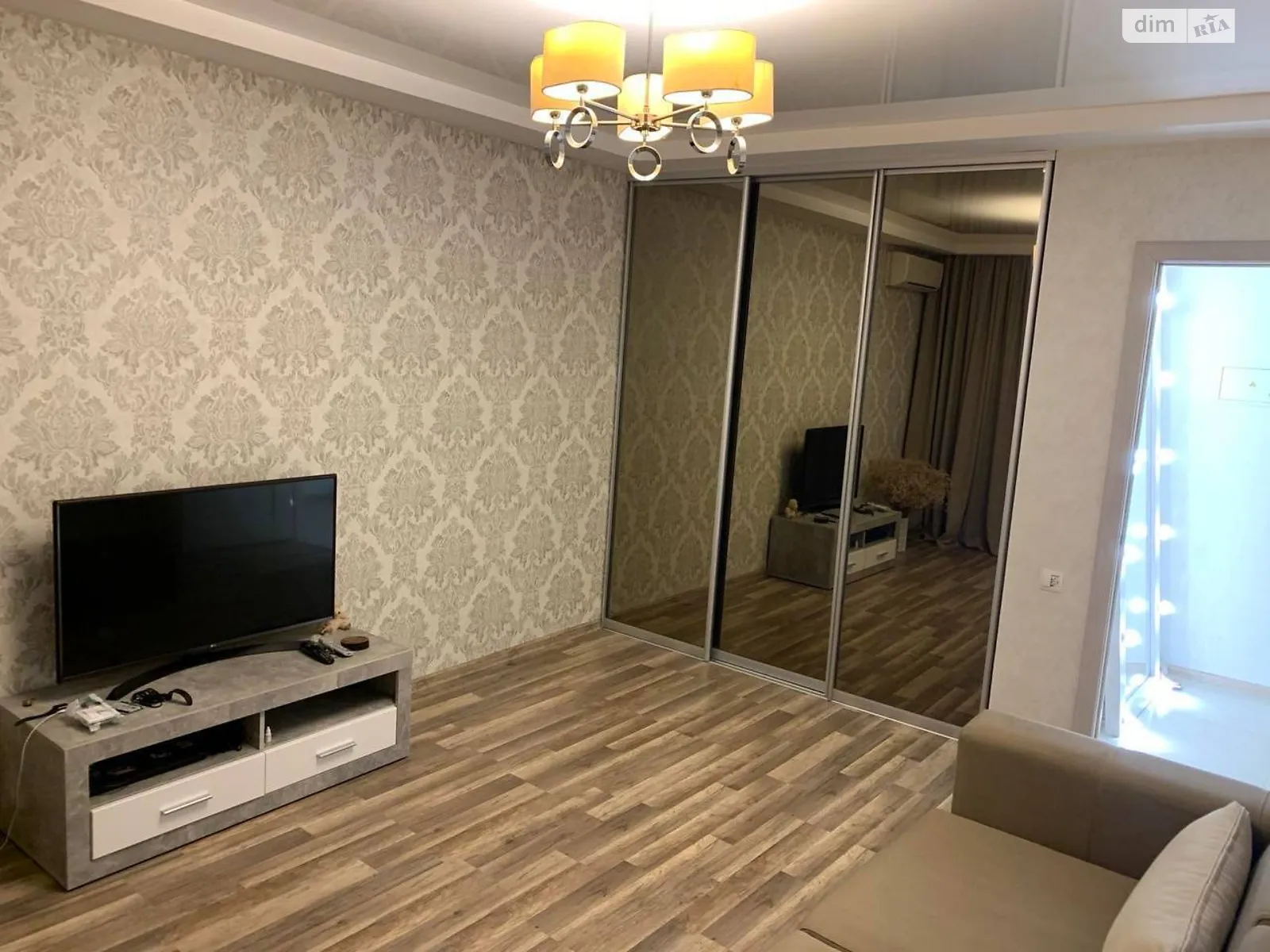 Продається 1-кімнатна квартира 37.9 кв. м у Дніпрі, цена: 35000 $ - фото 1