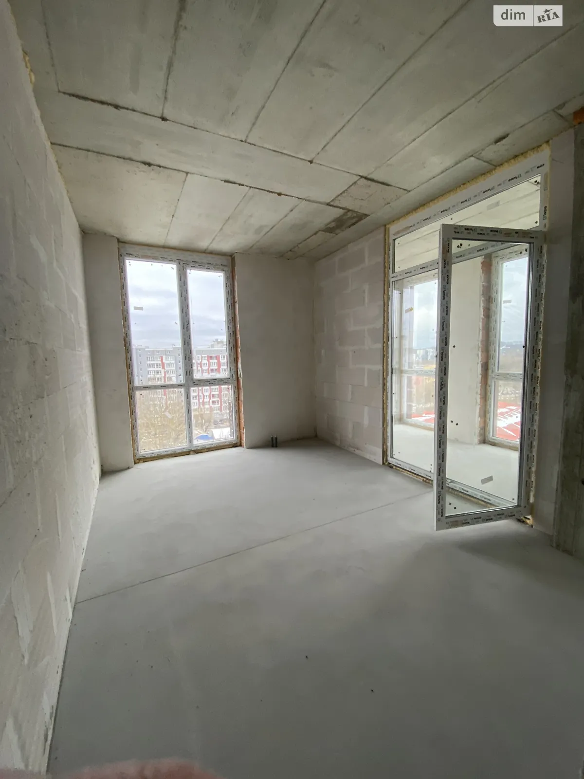 Продается 2-комнатная квартира 55 кв. м в Львове, ул. Под Голоском, 16 - фото 1