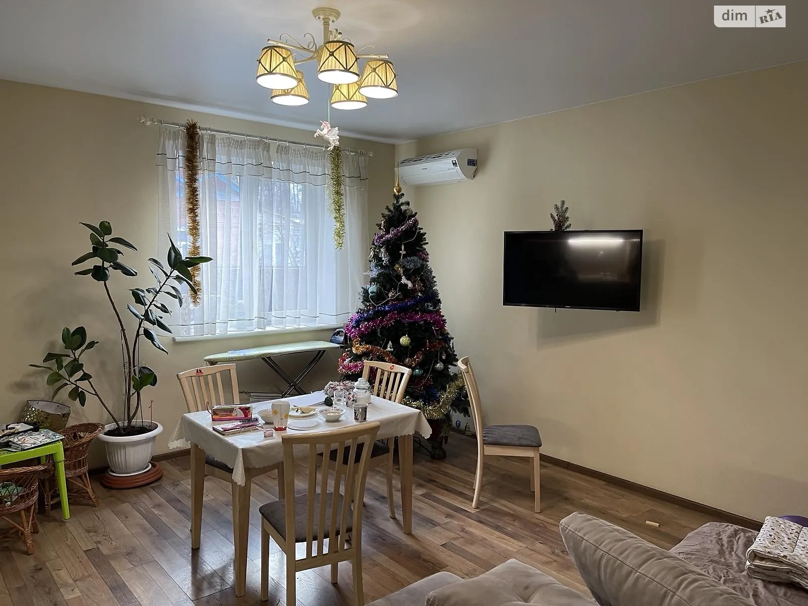 Продается дом на 2 этажа 111.4 кв. м с подвалом, цена: 158000 $ - фото 1