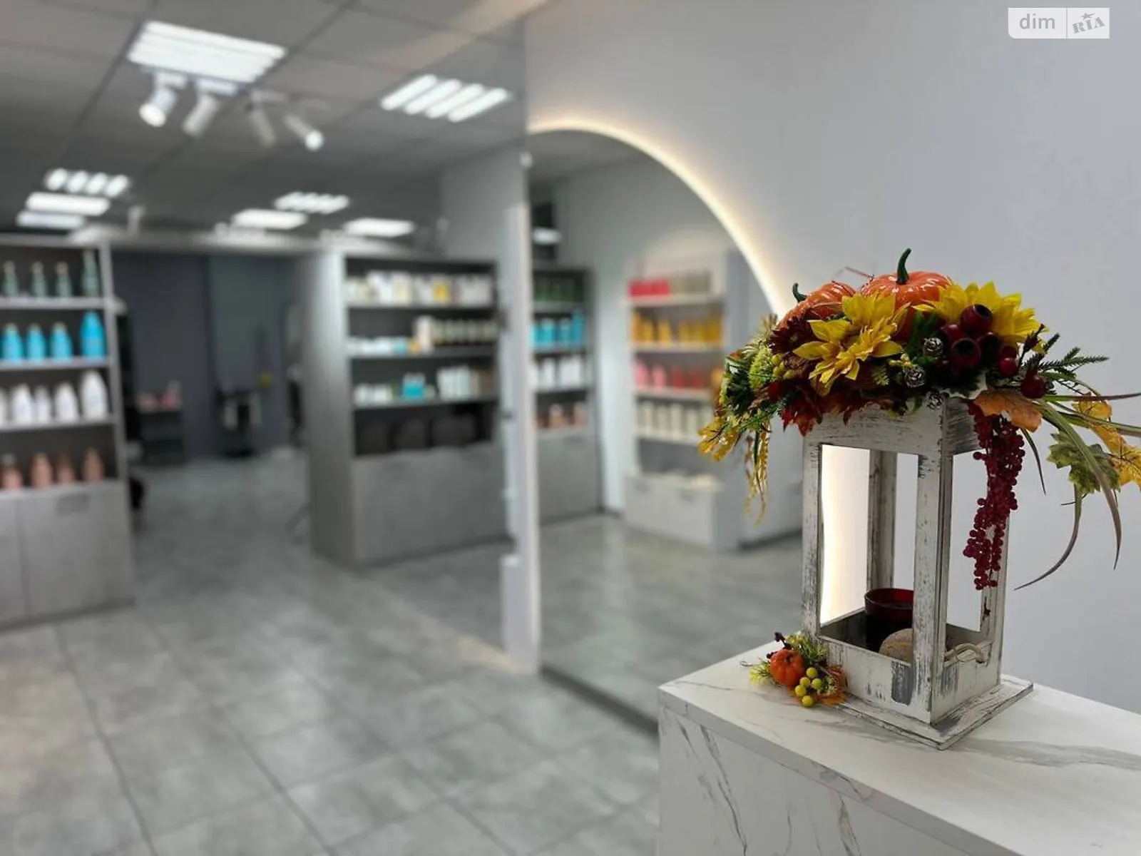 Продается объект сферы услуг 64.2 кв. м в 16-этажном здании, цена: 17500 $ - фото 1