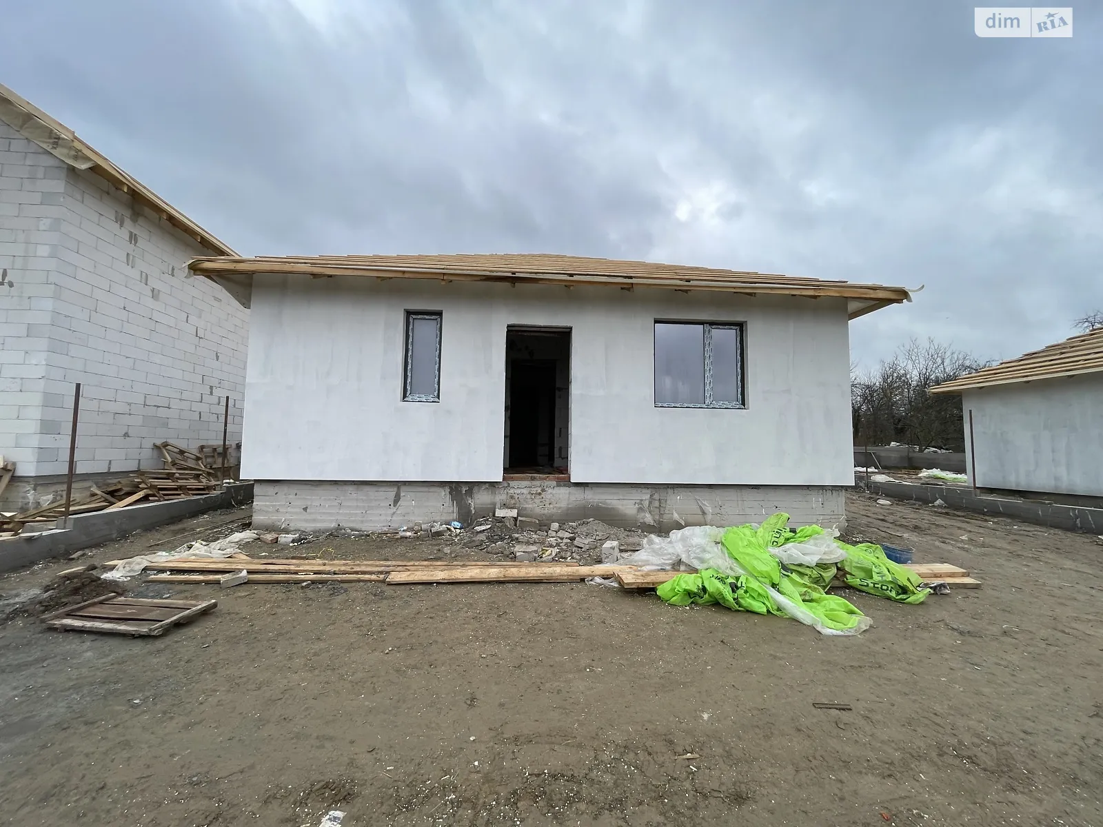 Продается дом на 2 этажа 95 кв. м с баней/сауной, цена: 67000 $ - фото 1