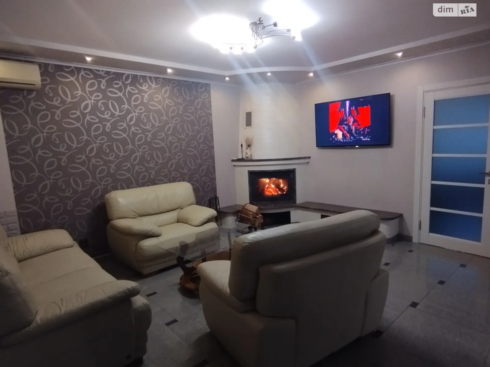 Сдается в аренду одноэтажный дом 110 кв. м с мансардой, цена: 800 $ - фото 1