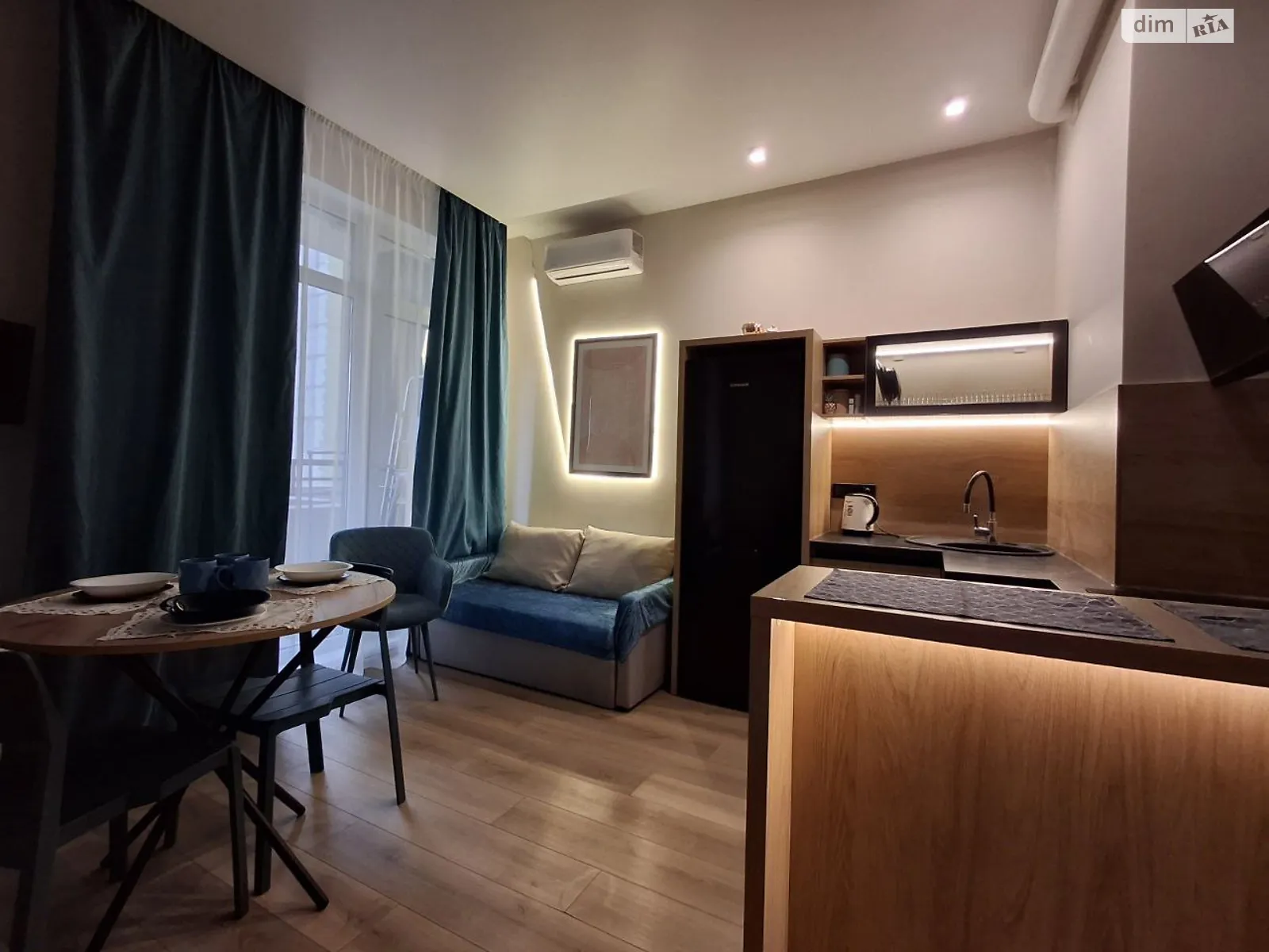 Сдается в аренду 1-комнатная квартира 30 кв. м в Одессе, ул. Генуэзская, 1/1 - фото 1