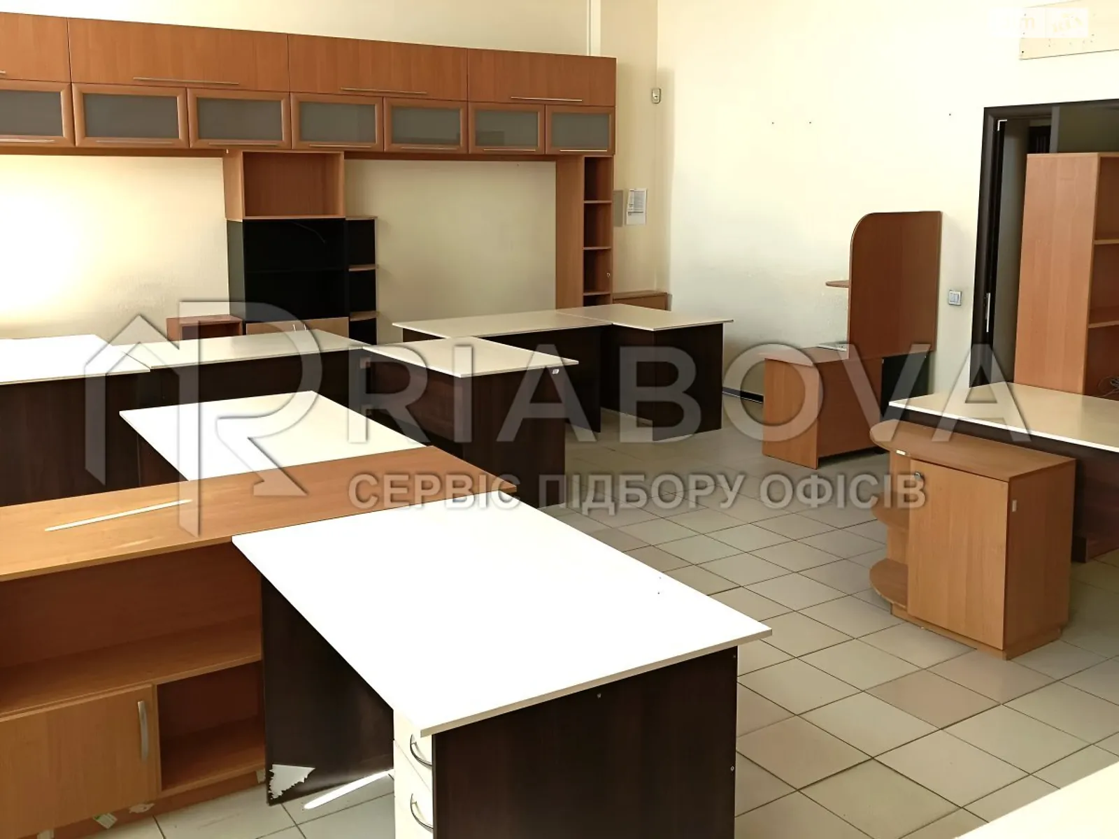 Сдается в аренду офис 1170.4 кв. м в бизнес-центре, цена: 409640 грн - фото 1