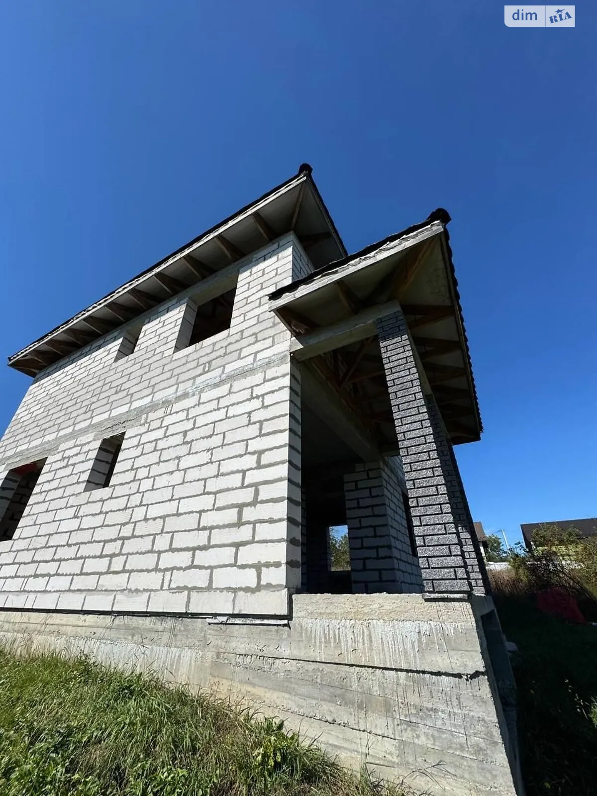 Продается дом на 2 этажа 119 кв. м с баней/сауной, цена: 56000 $ - фото 1