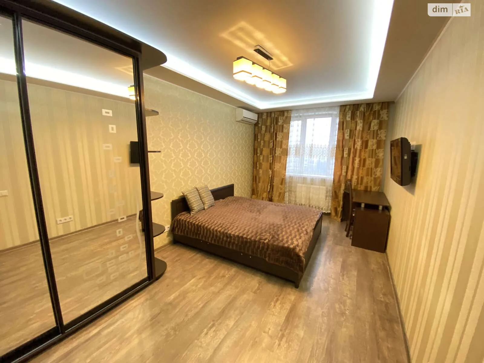 ул. Феодосийская, 1А Саперная Слободка Киев - фото 1