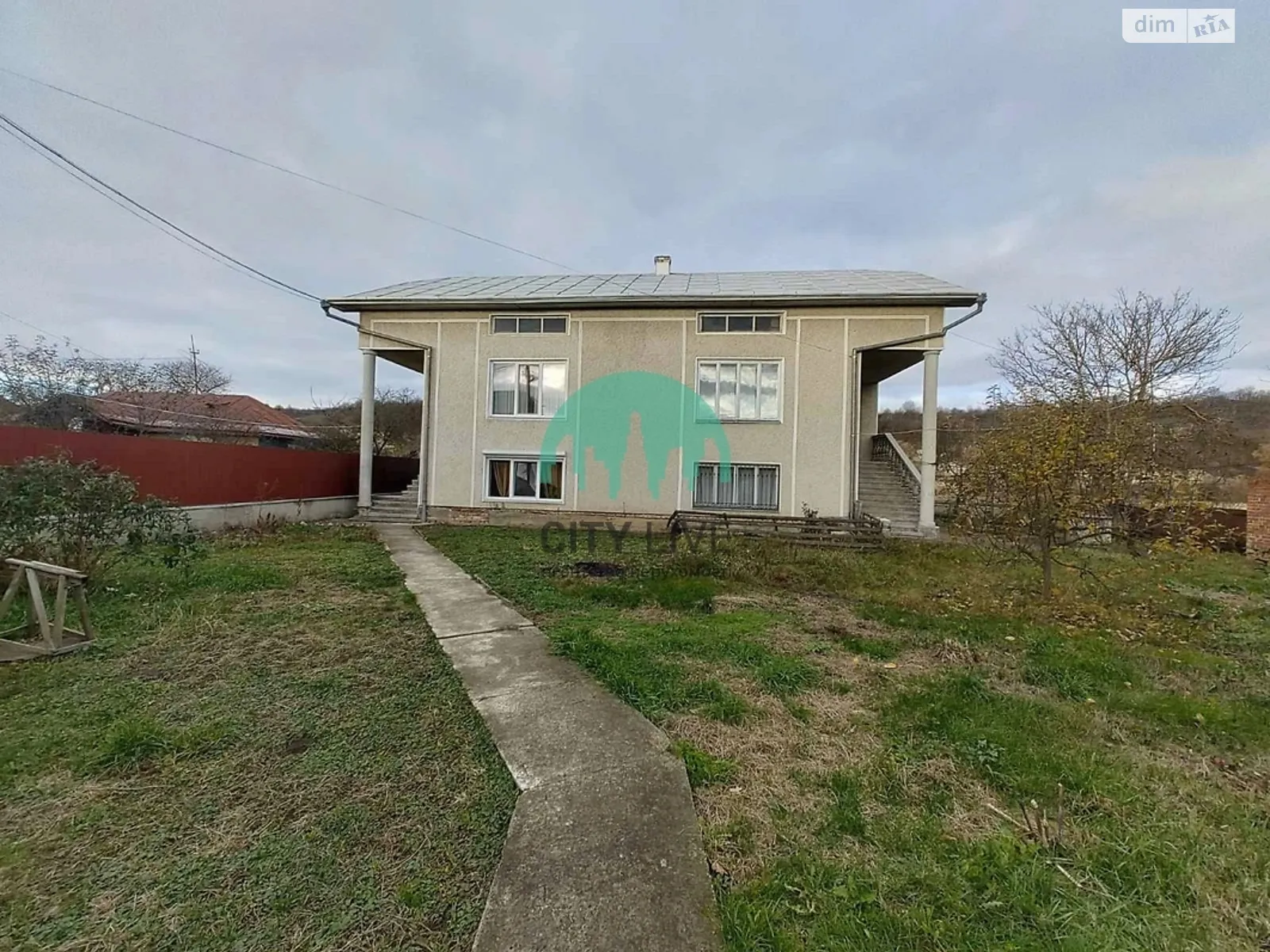 Сдается в аренду дом на 2 этажа 116 кв. м с мебелью, цена: 300 € - фото 1