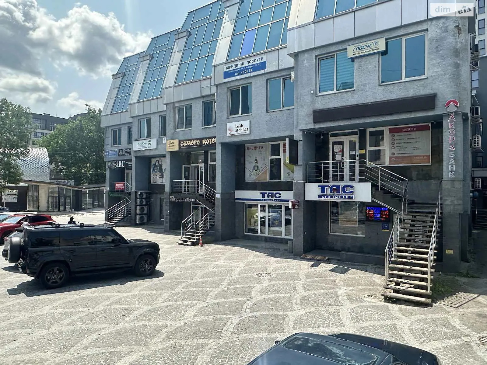 Продается помещения свободного назначения 67.4 кв. м в 4-этажном здании, цена: 193000 $ - фото 1