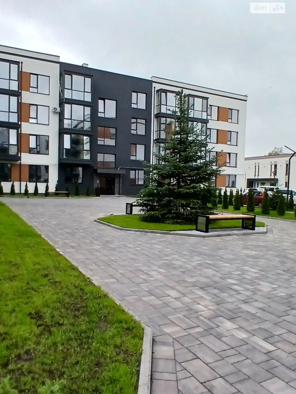 Продается 1-комнатная квартира 31.4 кв. м в Бармаках, мас. Волшебный, 21 - фото 1