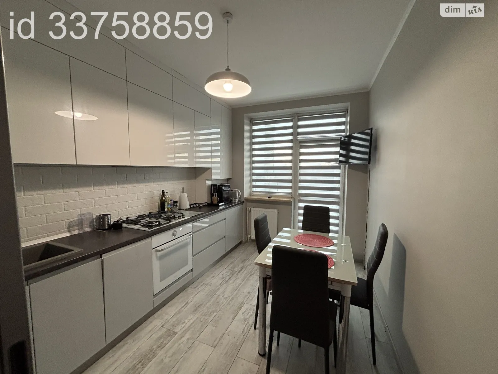 Продається 2-кімнатна квартира 61.6 кв. м у Ужгороді, цена: 96999 $ - фото 1