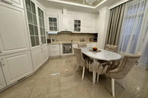 Продаж квартири, Одеса, р‑н. Приморський, Добровольців (Маршала Говорова) вулиця, буд. 18