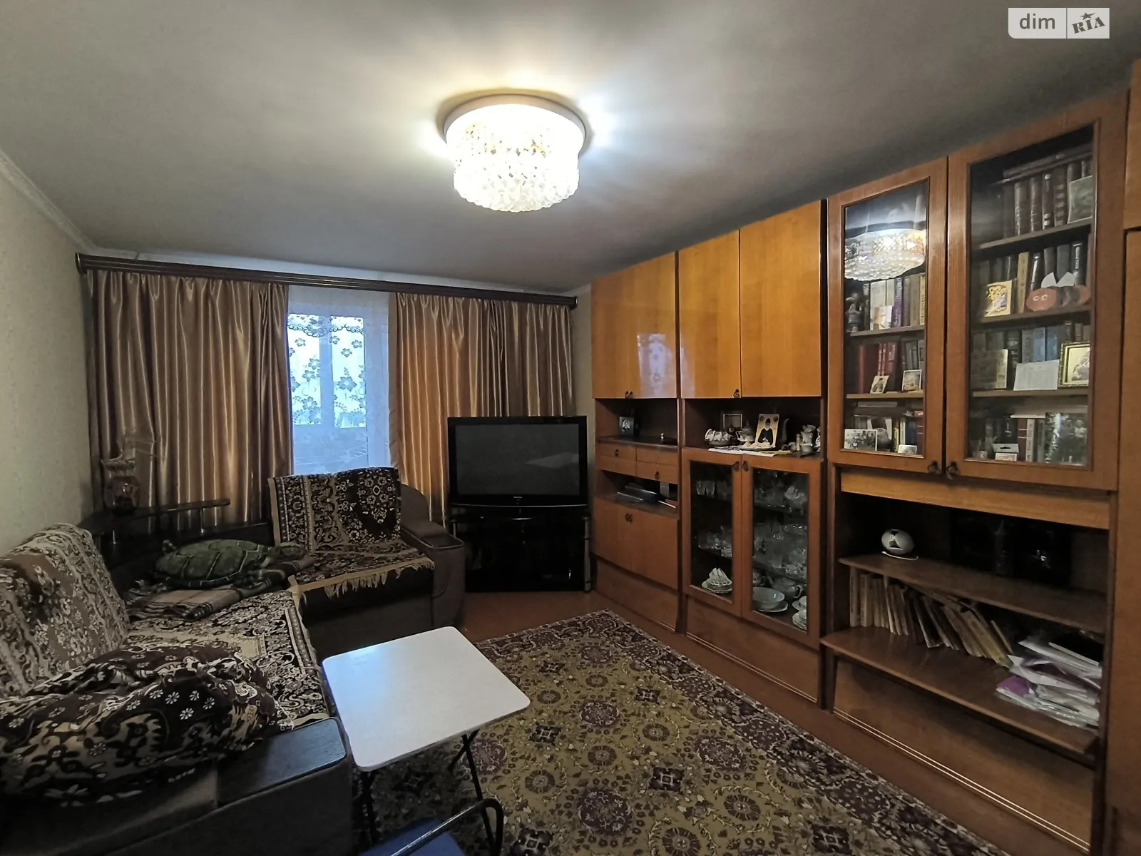 Продается 4-комнатная квартира 73 кв. м в Одессе, пер. Экономический, 1 - фото 1