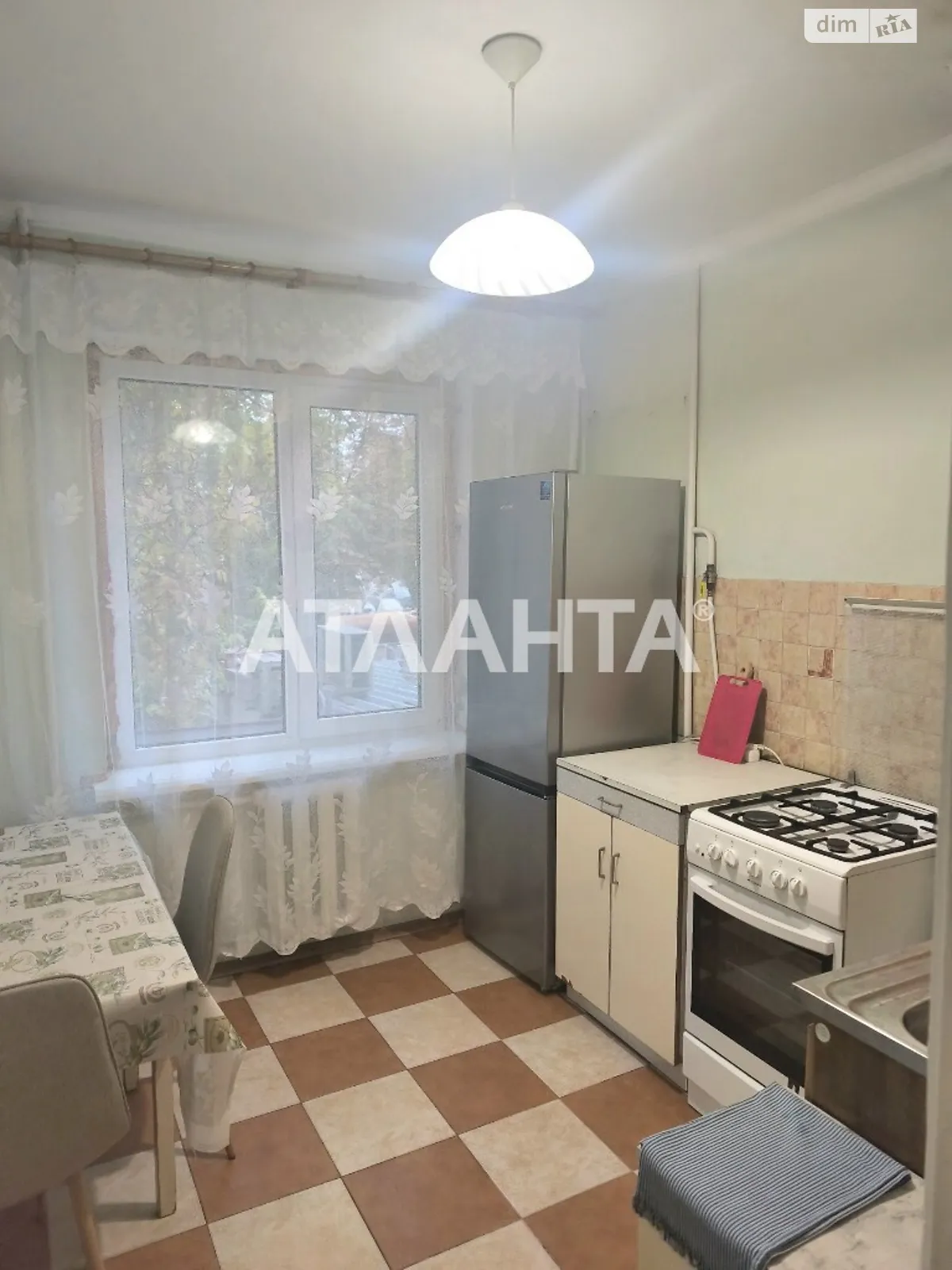 Продается 2-комнатная квартира 50 кв. м в Одессе, ул. Академика Королева - фото 1