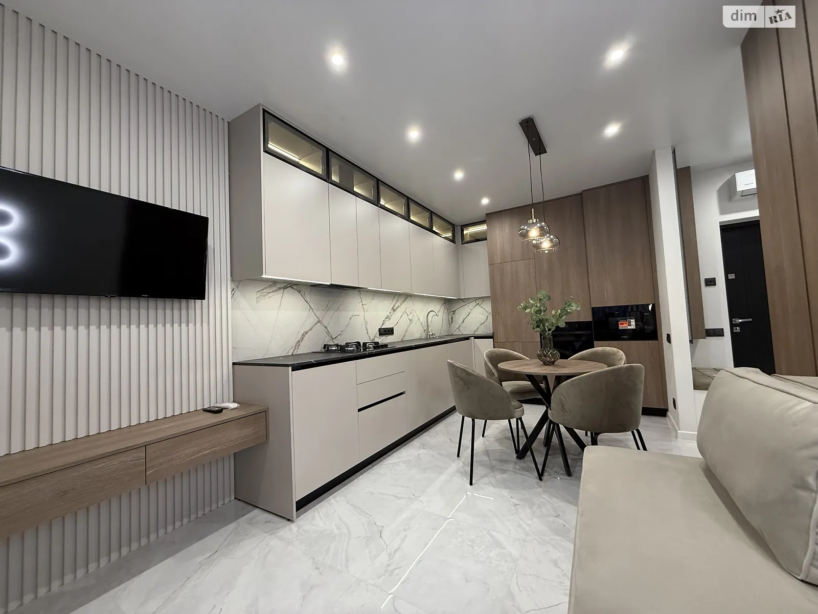 1-комнатная квартира 42.5 кв. м в Тернополе, Подволочиское шоссе, 13 - фото 1