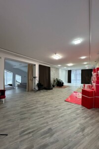 Довгострокова оренда комерційного приміщення, Рівне, р‑н. Золотіїв, Золотіївська вулиця, буд. 11В