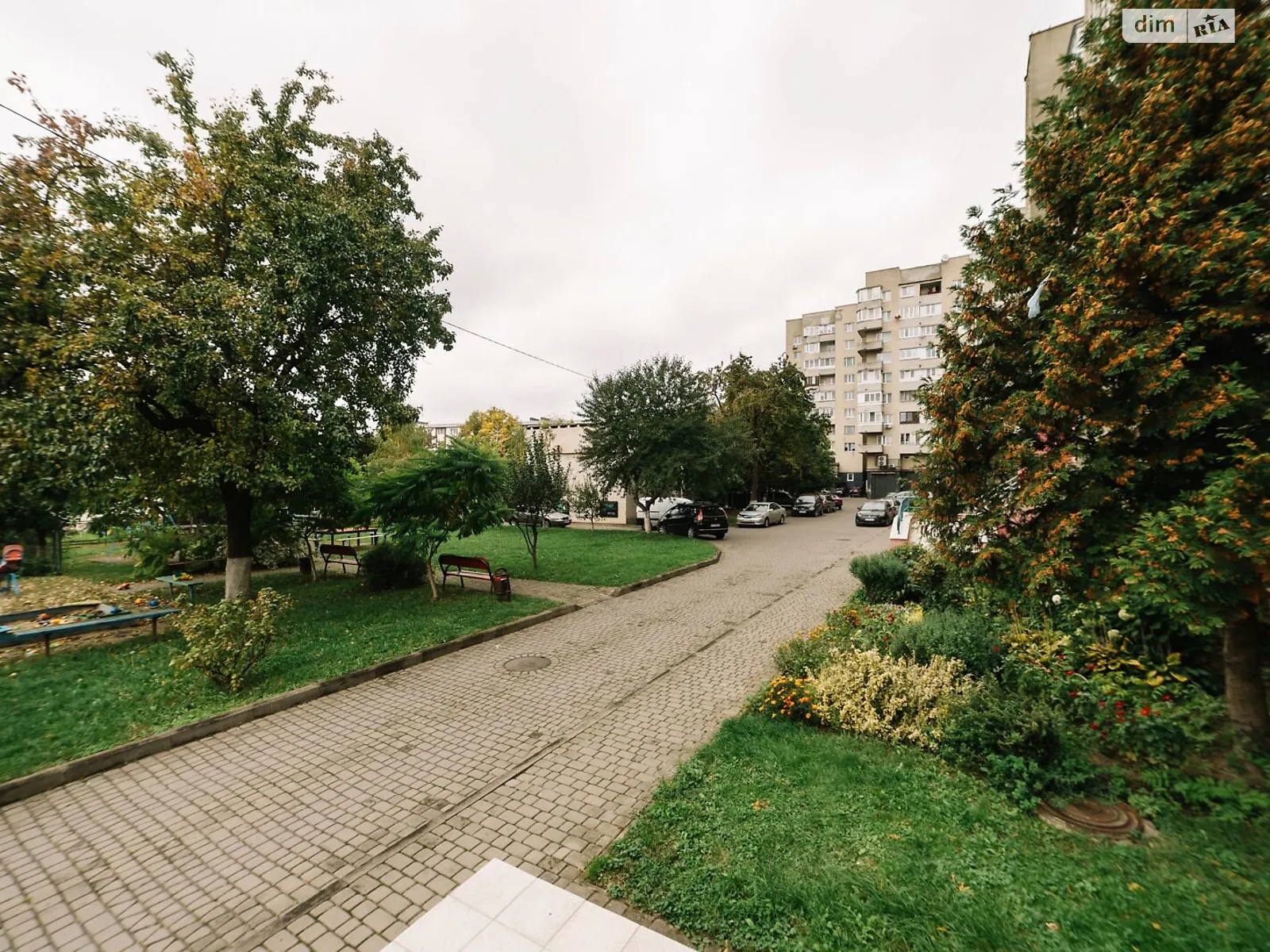 4-комнатная квартира 80.4 кв. м в Луцке, Киевская майд. - фото 1