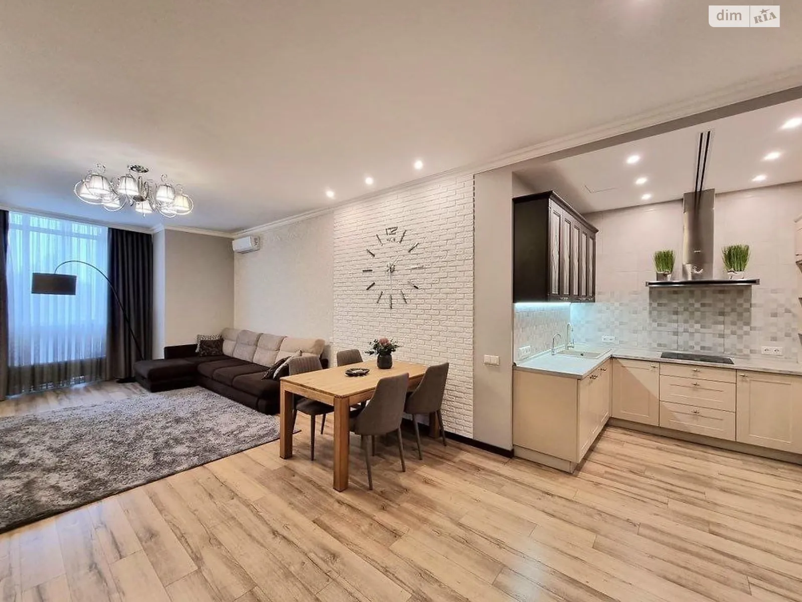 Сдается в аренду 3-комнатная квартира 120 кв. м в Днепре, ул. Симферопольская, 2К - фото 1