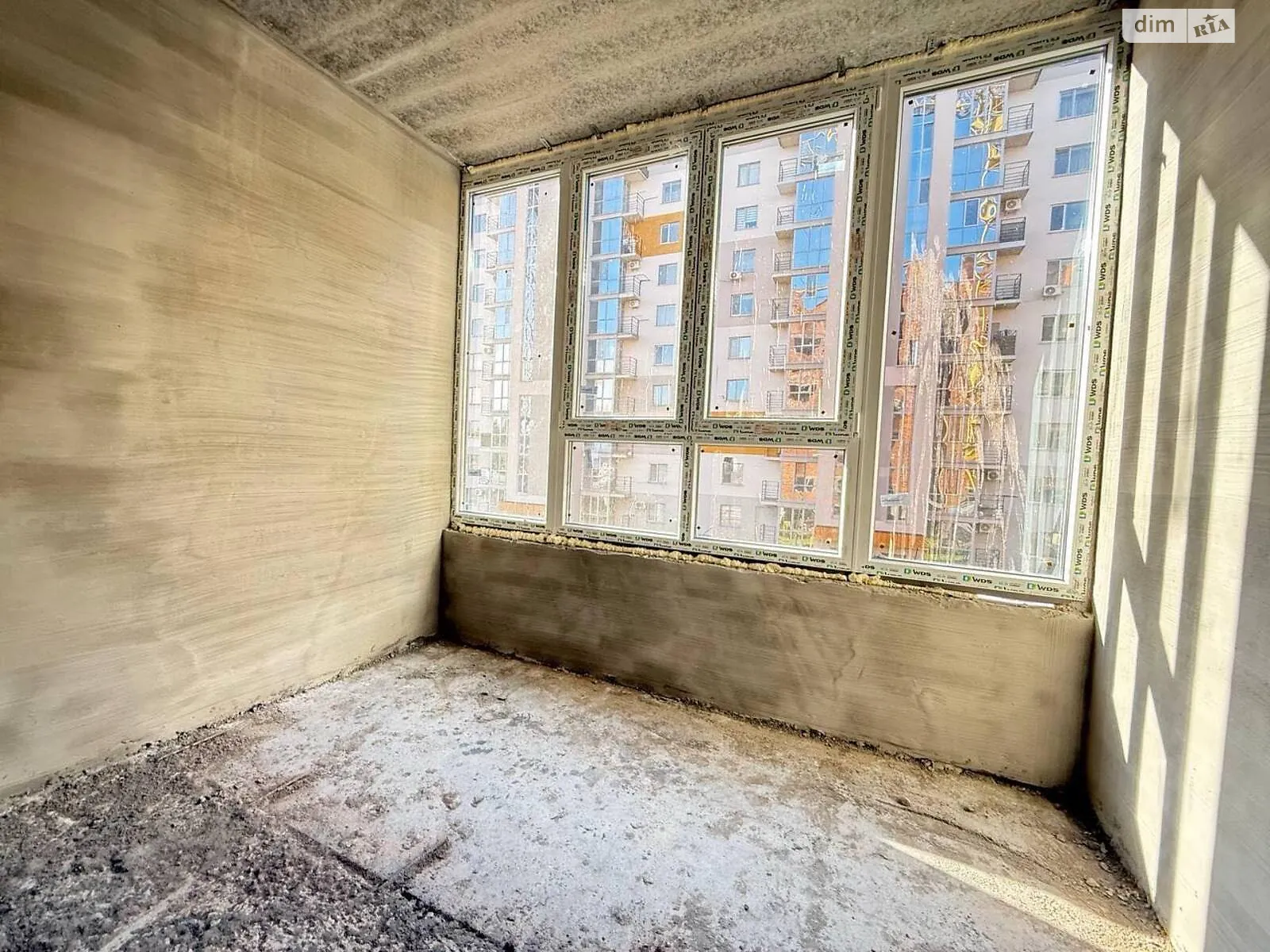 Продається 1-кімнатна квартира 42 кв. м у Хмельницькому, вул. Степана Бандери, 7/1 - фото 1