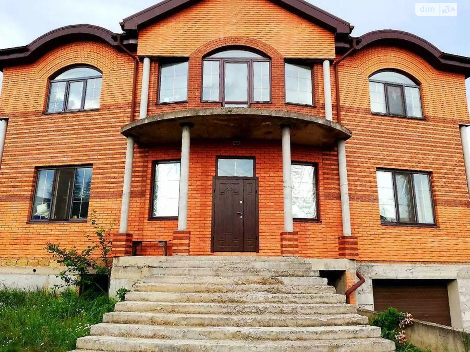 Продається будинок 2 поверховий 340 кв. м з каміном, цена: 180000 $ - фото 1