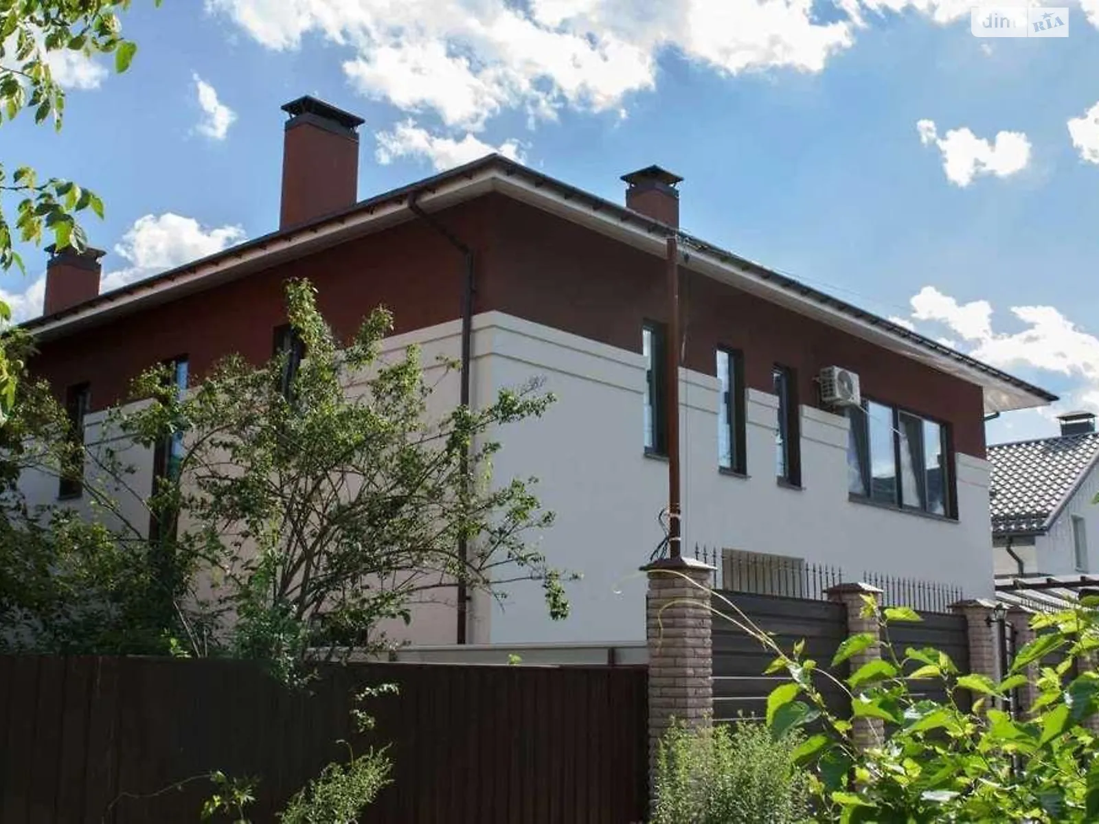 Продається будинок 2 поверховий 250 кв. м з садом, цена: 303000 $ - фото 1