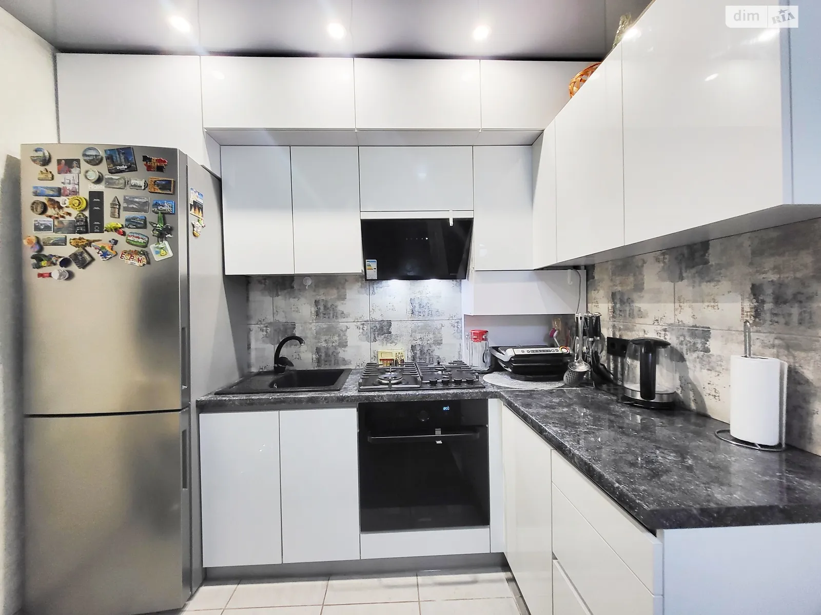 Продается 4-комнатная квартира 74.5 кв. м в Виннице, ул. Болгарский(Константиновича) - фото 1