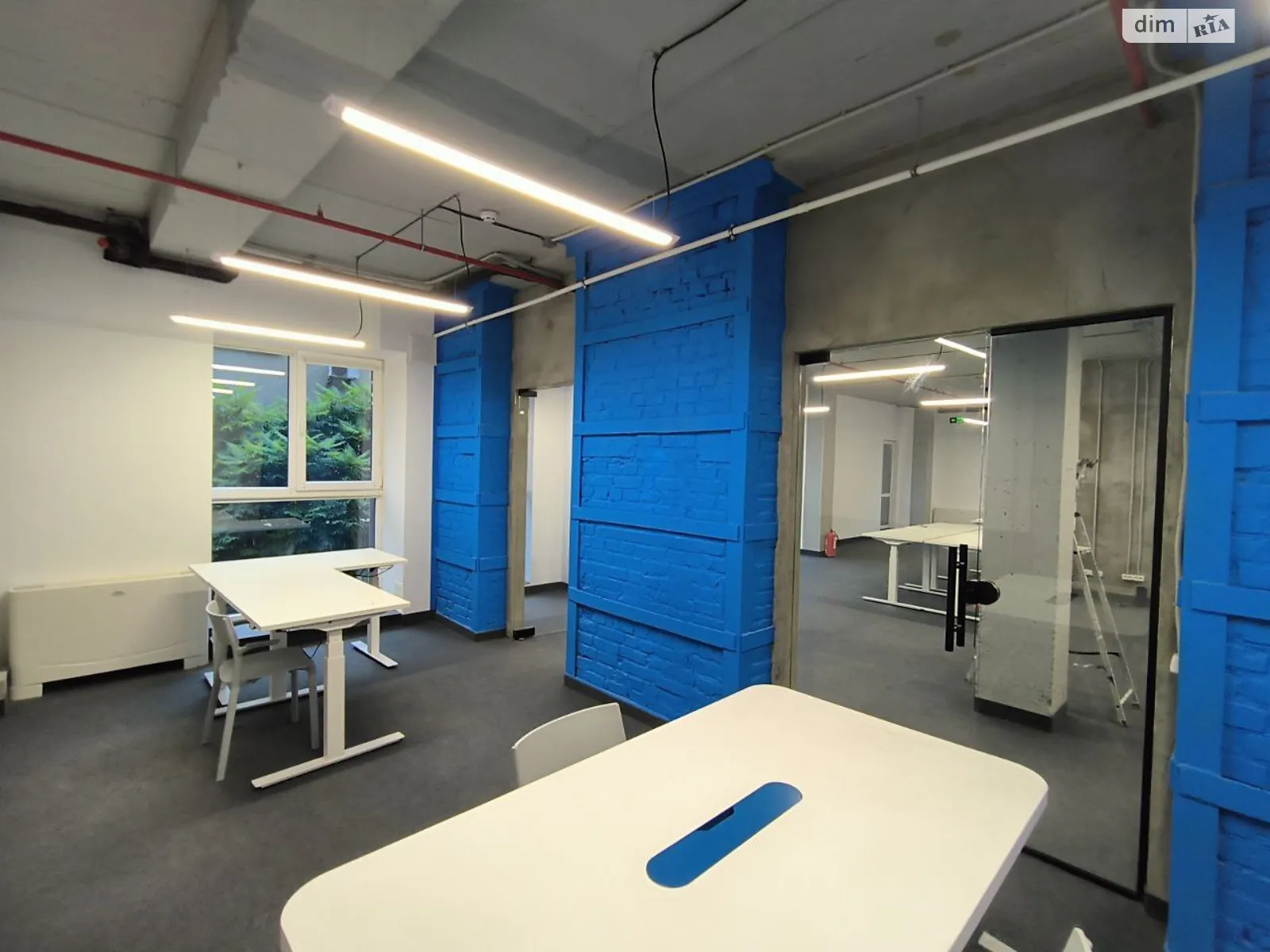 Сдается в аренду офис 360 кв. м в бизнес-центре, цена: 5760 $ - фото 1