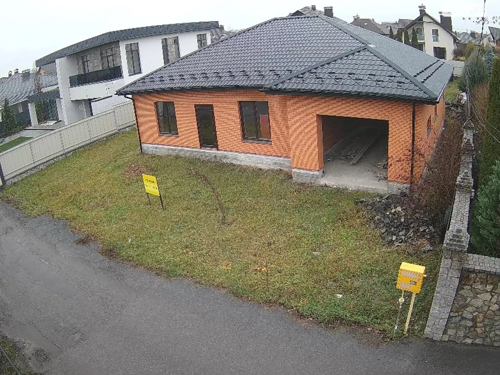 Продается одноэтажный дом 140 кв. м с верандой, цена: 115000 $ - фото 1