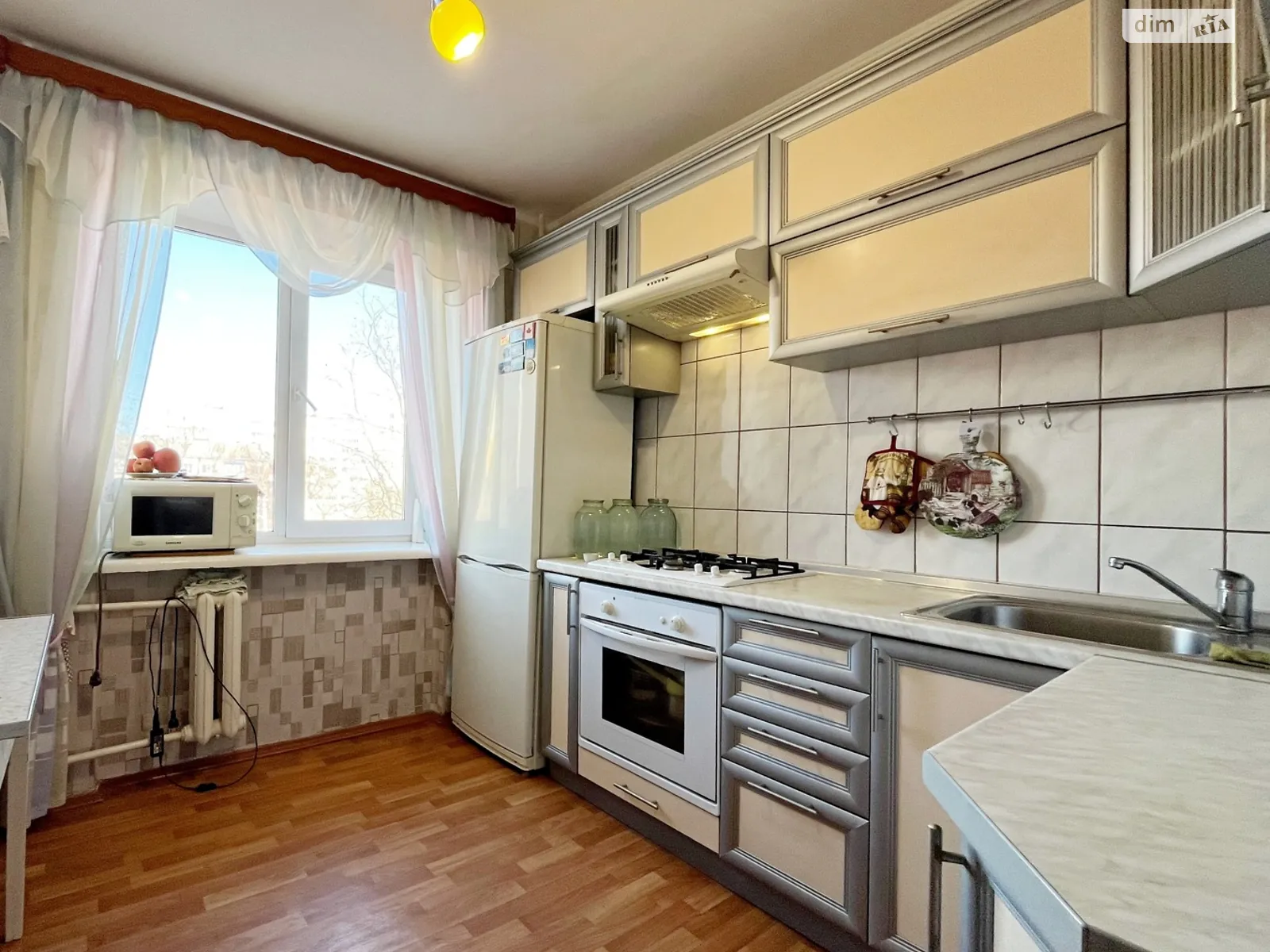 Продается 3-комнатная квартира 63.1 кв. м в Чернигове, цена: 47000 $ - фото 1