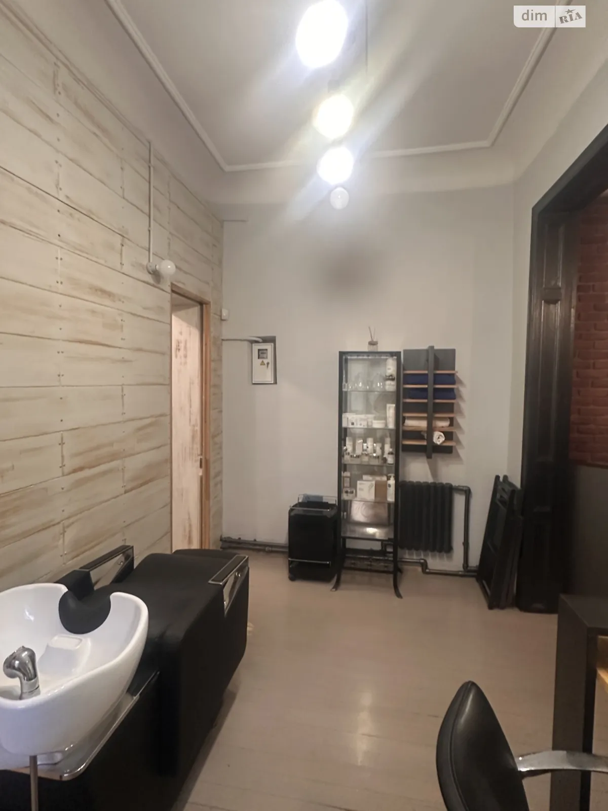 Продается 3-комнатная квартира 53 кв. м в Одессе, ул. Кузнечная, 41 - фото 1