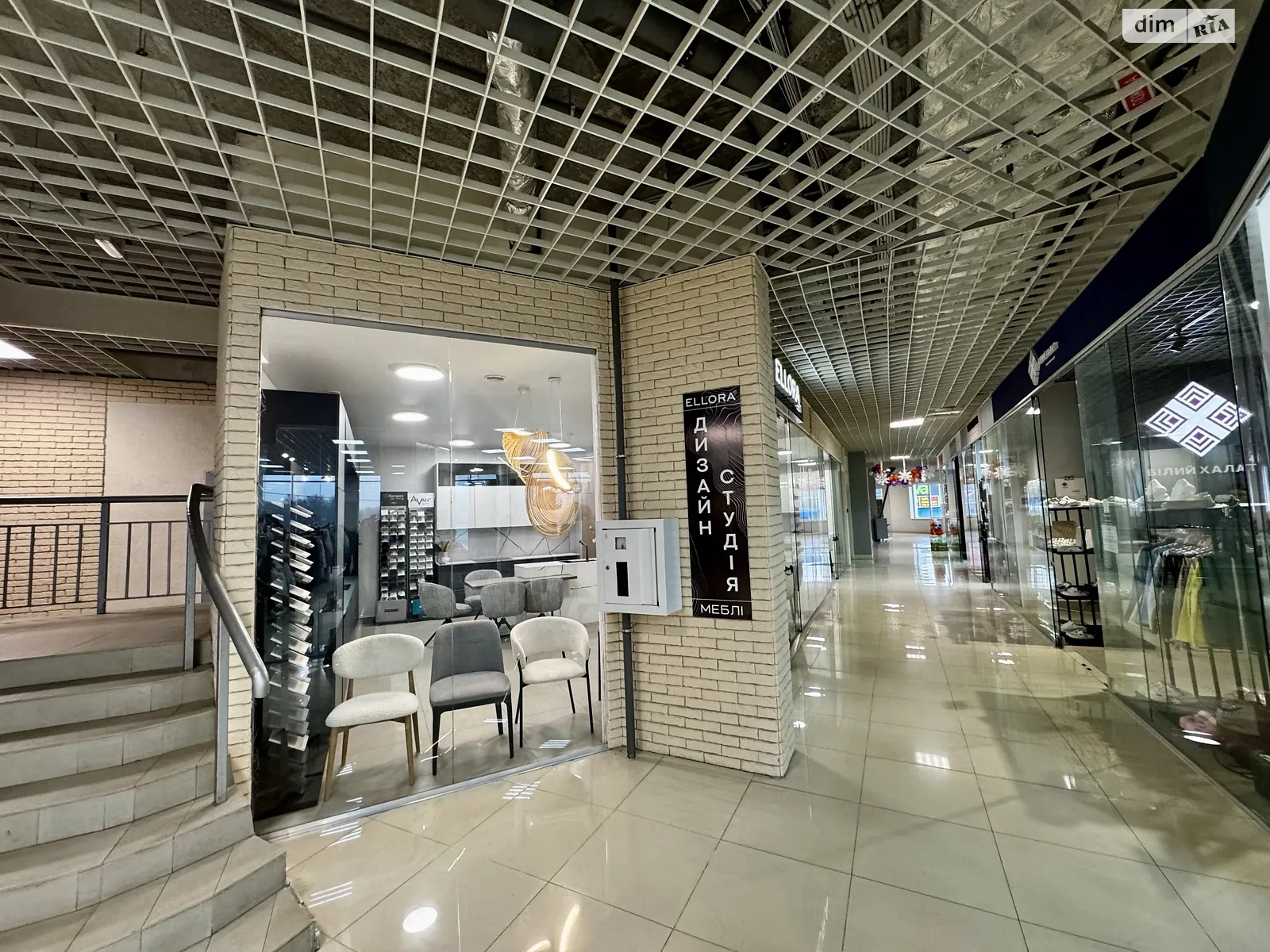 Продается помещения свободного назначения 165.3 кв. м в 3-этажном здании, цена: 247950 $ - фото 1