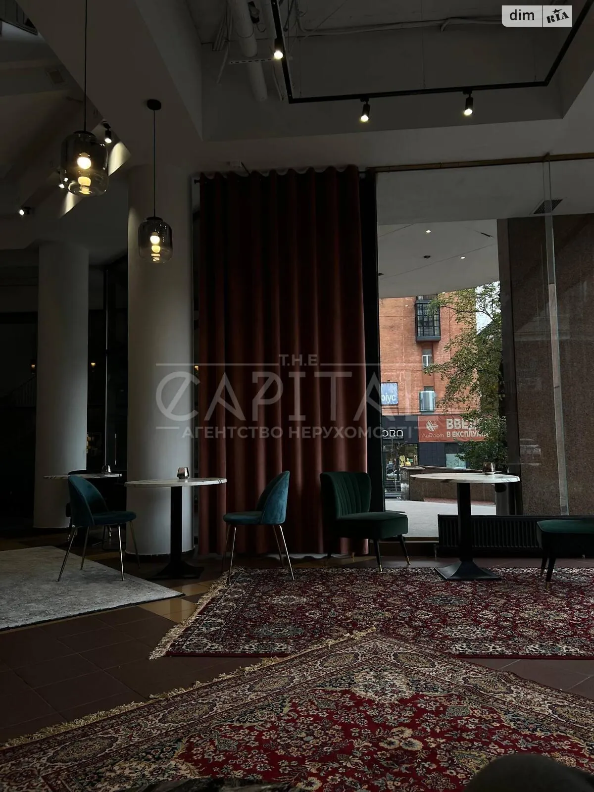 Сдается в аренду объект сферы услуг 62 кв. м в 13-этажном здании, цена: 2000 $ - фото 1