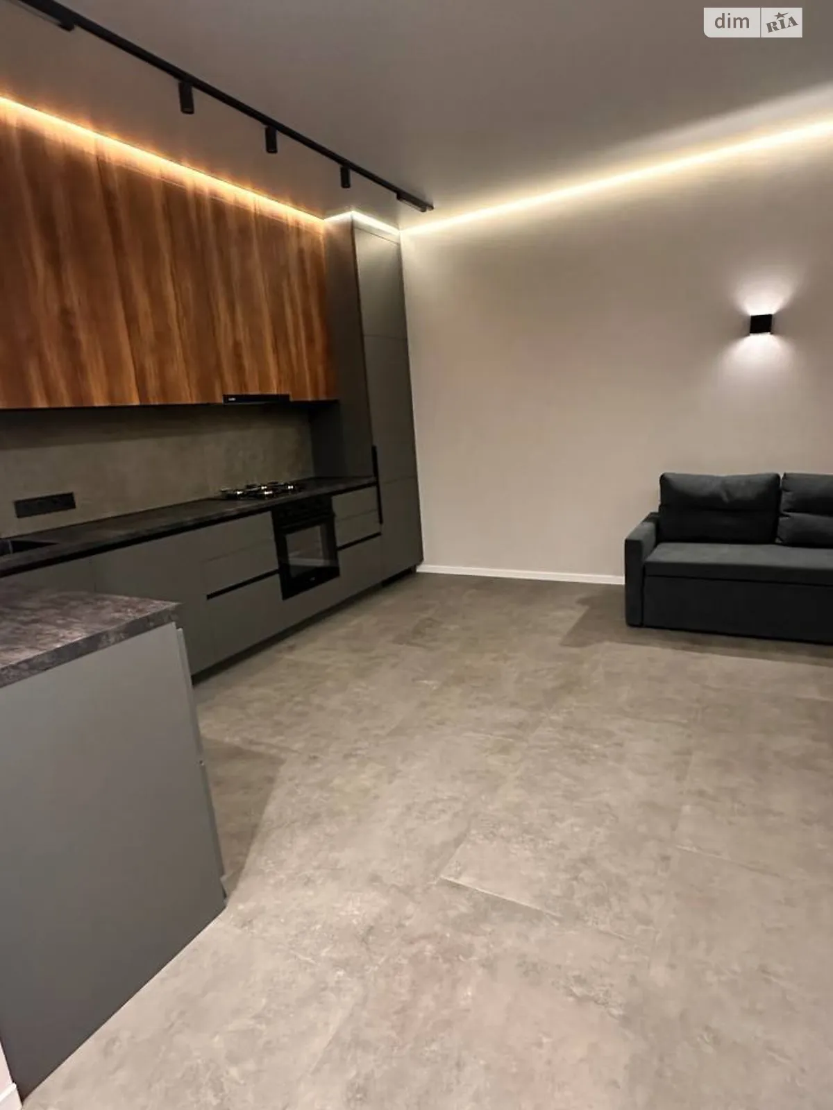 Здається в оренду одноповерховий будинок 74 кв. м з каміном, цена: 800 $ - фото 1